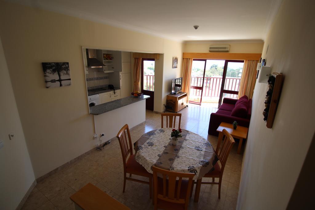 Clube Praia Mar Apartamentos Turisticos Praia da Rocha Bagian luar foto