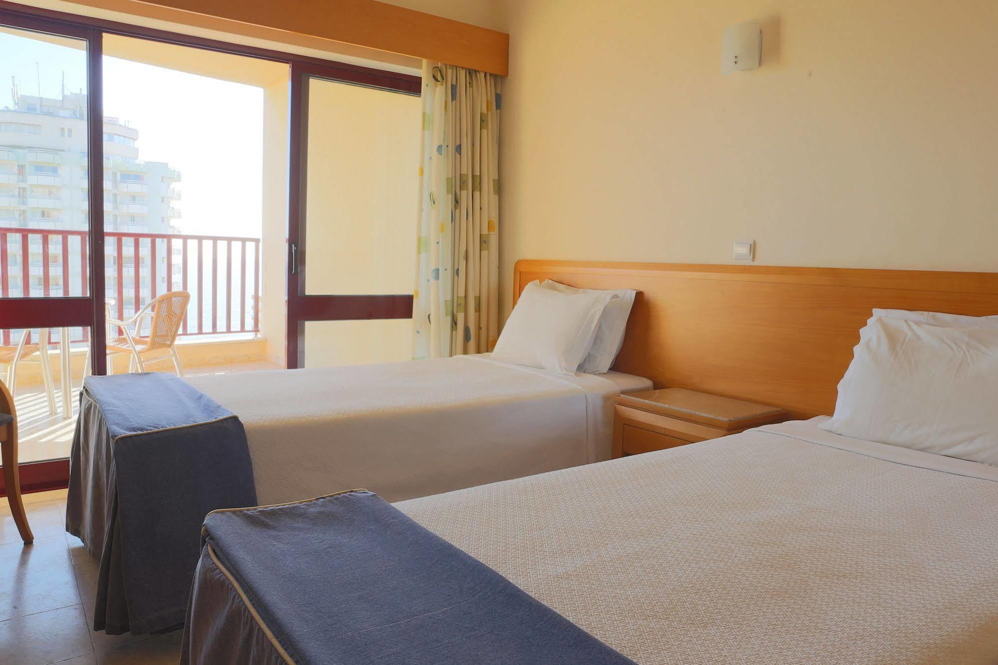 Clube Praia Mar Apartamentos Turisticos Praia da Rocha Bagian luar foto