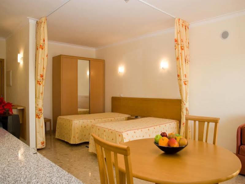 Clube Praia Mar Apartamentos Turisticos Praia da Rocha Bagian luar foto