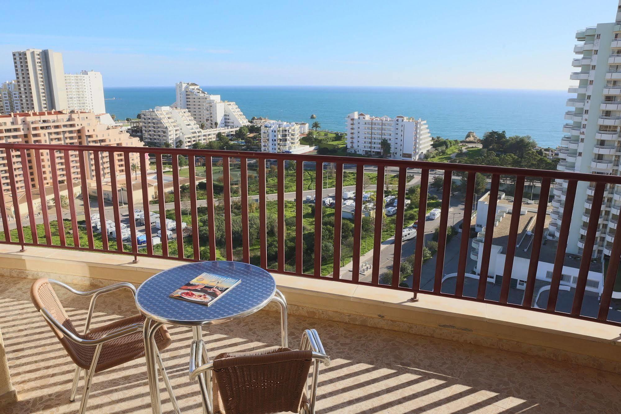 Clube Praia Mar Apartamentos Turisticos Praia da Rocha Bagian luar foto